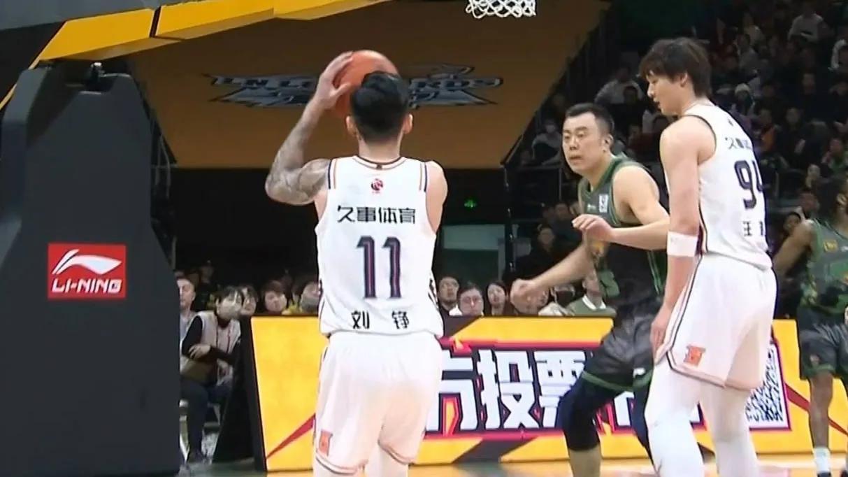 乐鱼体育官网-辽宁队获得连胜，谁能在他们手下站稳脚跟
