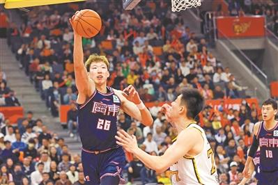乐鱼官网-关于广东华南虎客场大胜，取得连胜！的信息